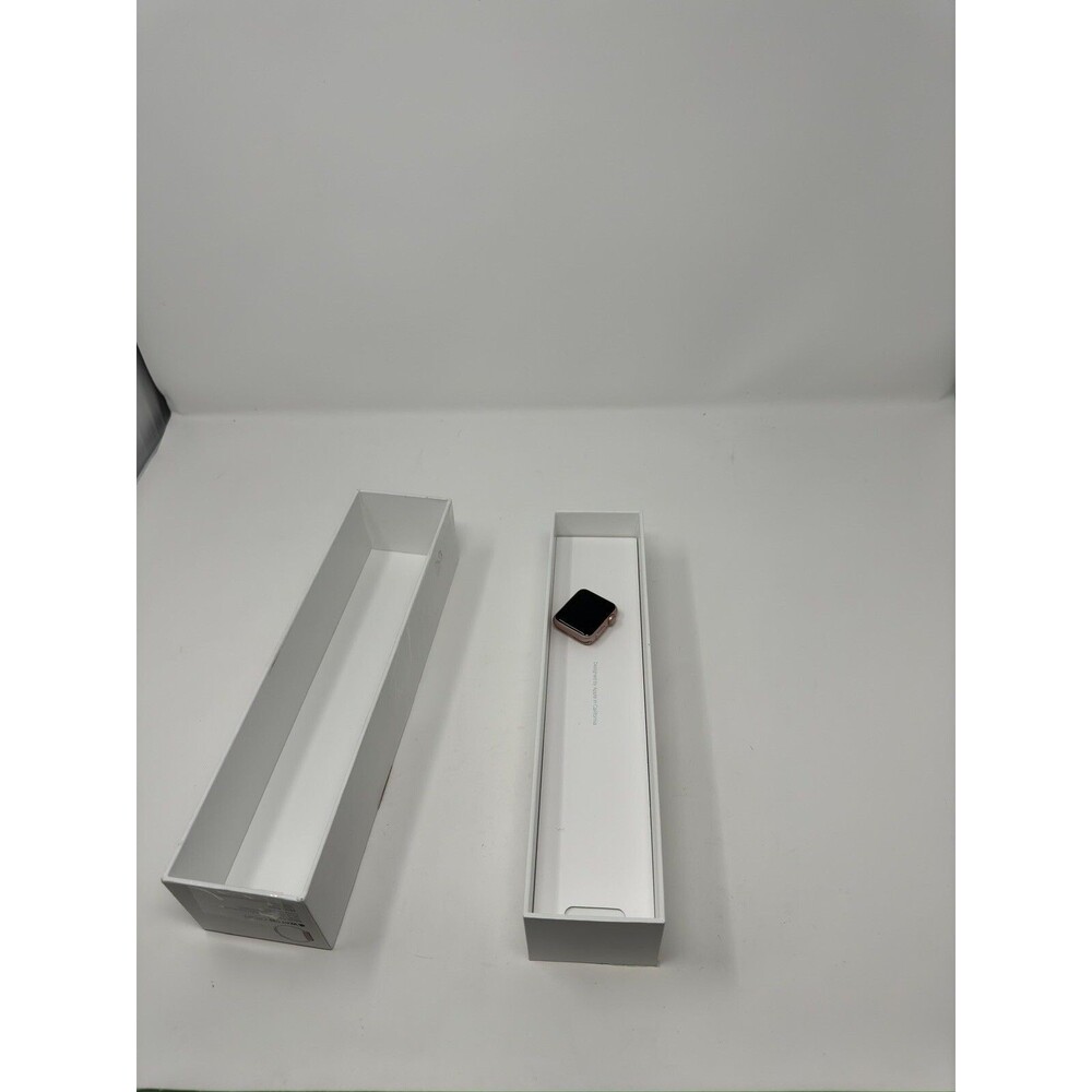 Apple Watch 38mm 1st Gen 7000 Series Aluminum (FOR PARTS ONLY, READ DESCRIPTION)